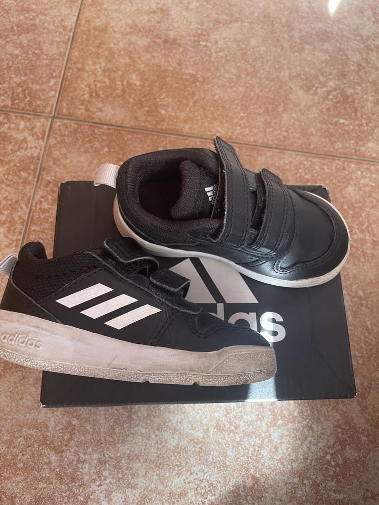 Детски обувки adidas