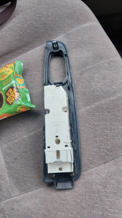 Блок (пульт) стеклоподёмник