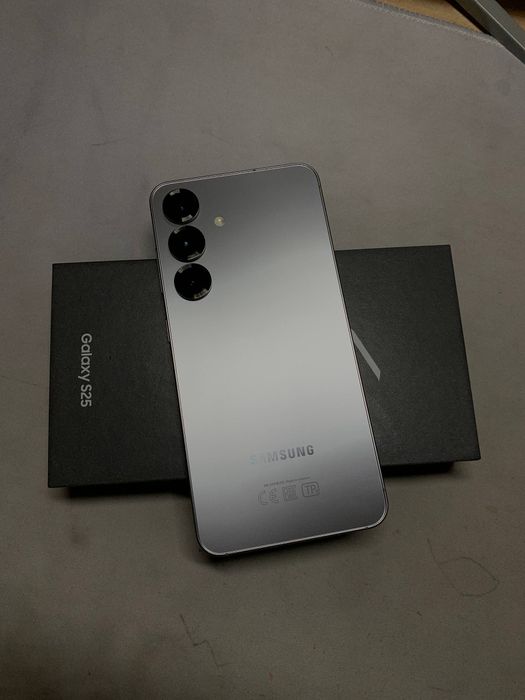 Samsung s25 256g ПРОДАМ СРОЧНО