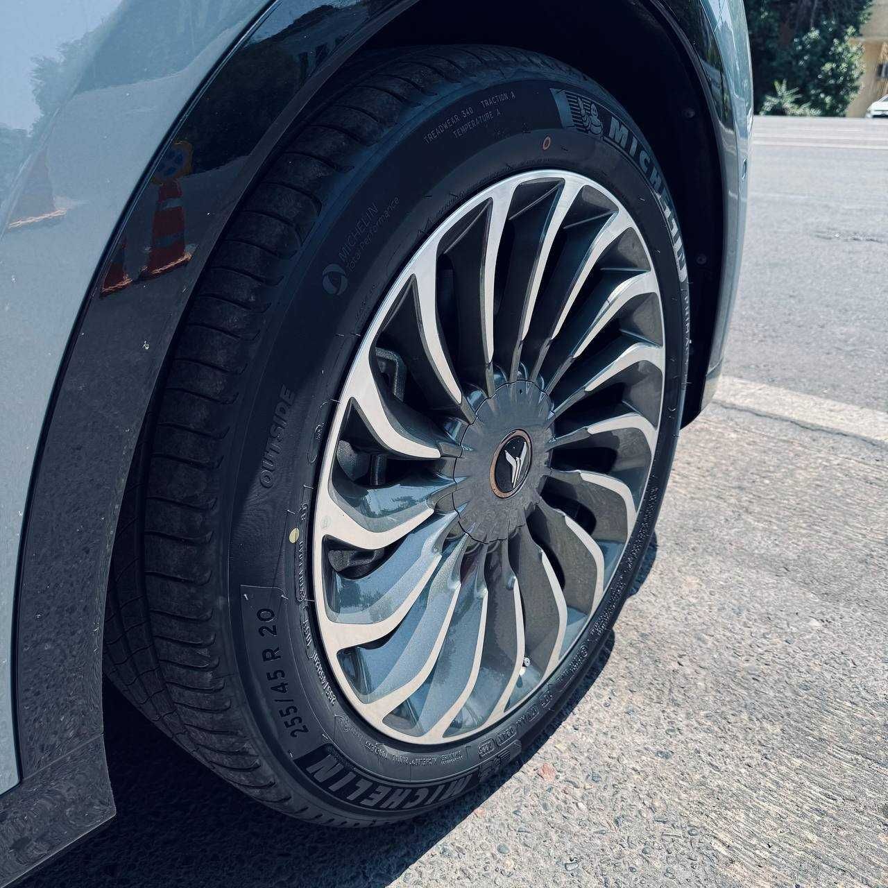 Voyah Free EV 631 км бонус Тонировка Полировка Керамика