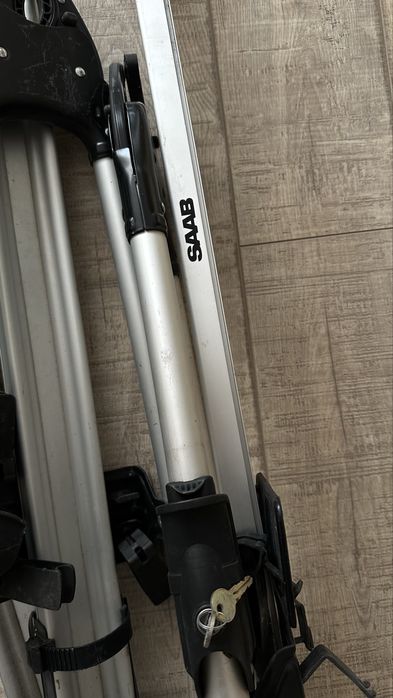 Bare transversale THULE + suport biciclete SAAB (3 bucăți)