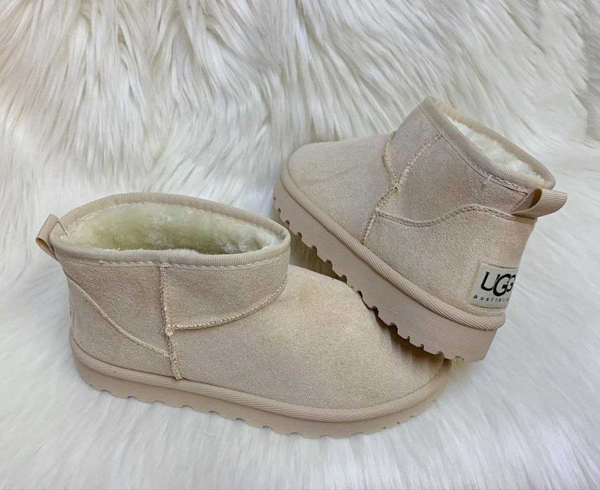 Ugg dama, diferite culori