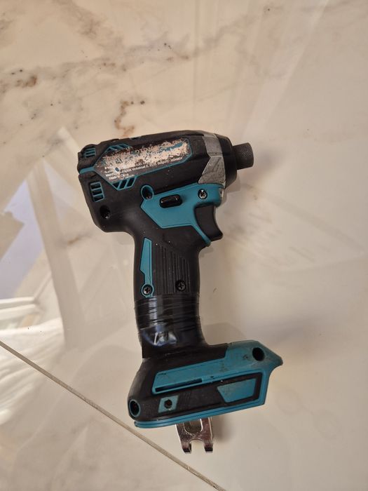 Impact mic makita 18v li-ion
