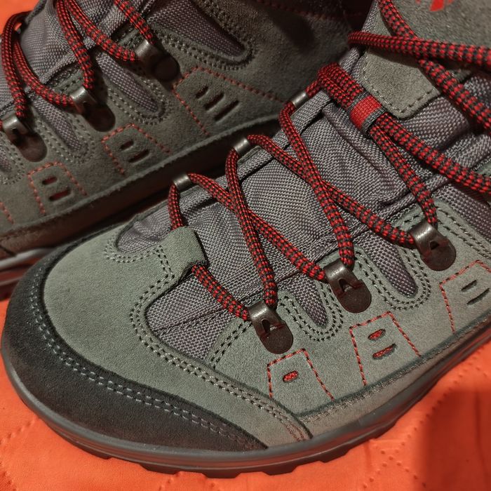 Ghete noi Tecnica Vibram gore tex 42