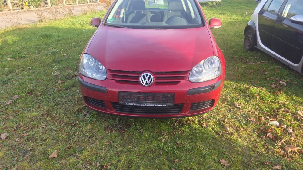 Golf 5 automat 1,6 benzina