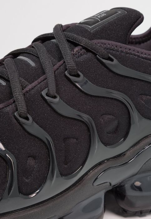 Мъжки модерни снийкъри Nike Air Vapormax PLUS