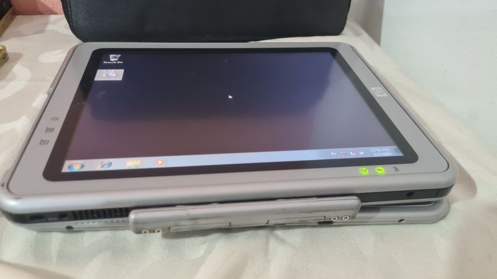 Laptop HP model TC1100