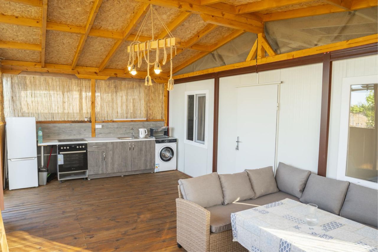 Продава се Къща в Бургас, Акациите - 11111 кв.м за 2 €/кв.м - Снимка #3