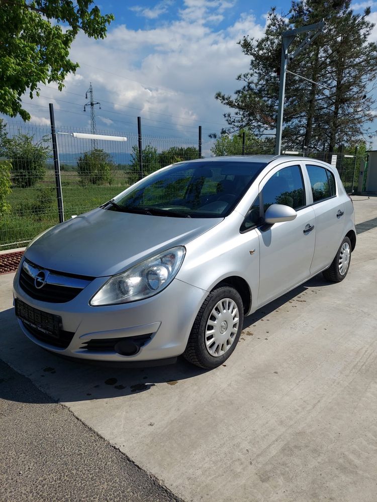 Opel    Corsa 2009  E4