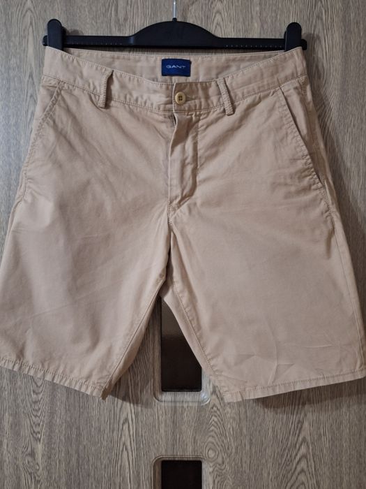 Vand pantaloni Gant marime 28