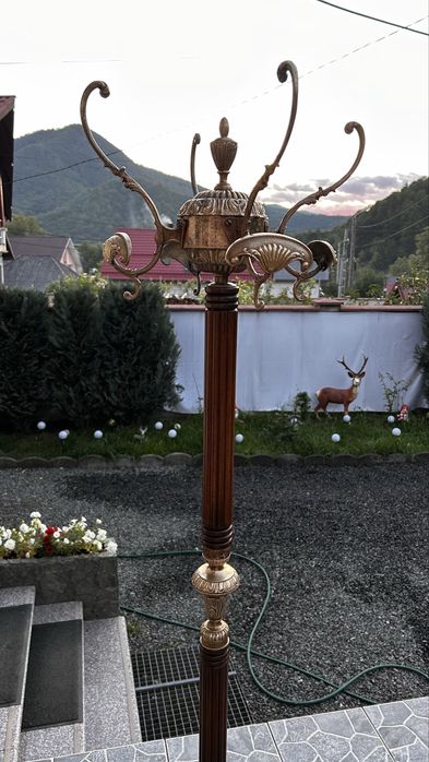 Cuier din bronz masiv