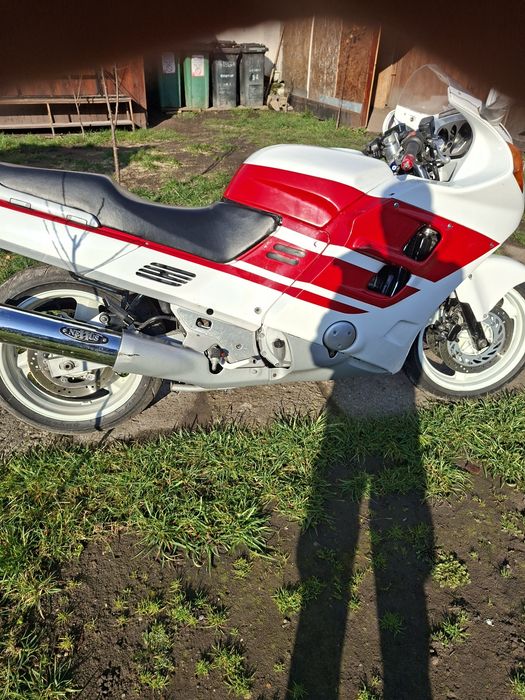 Honda CBR 1000F  din 91
