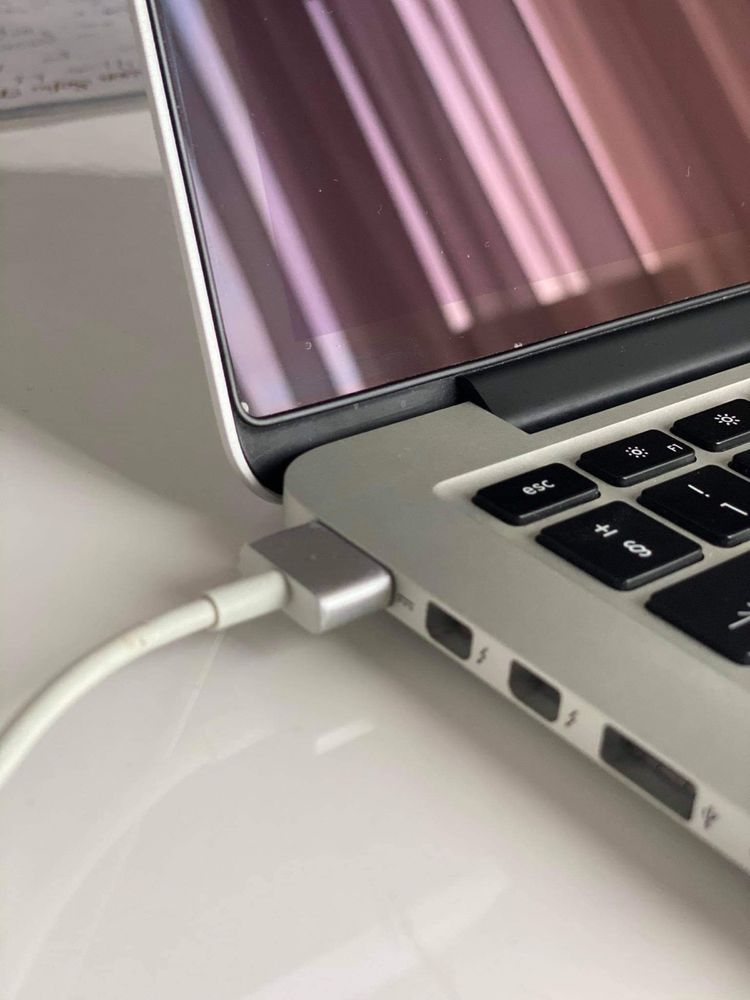 MacBook цена 750 лв