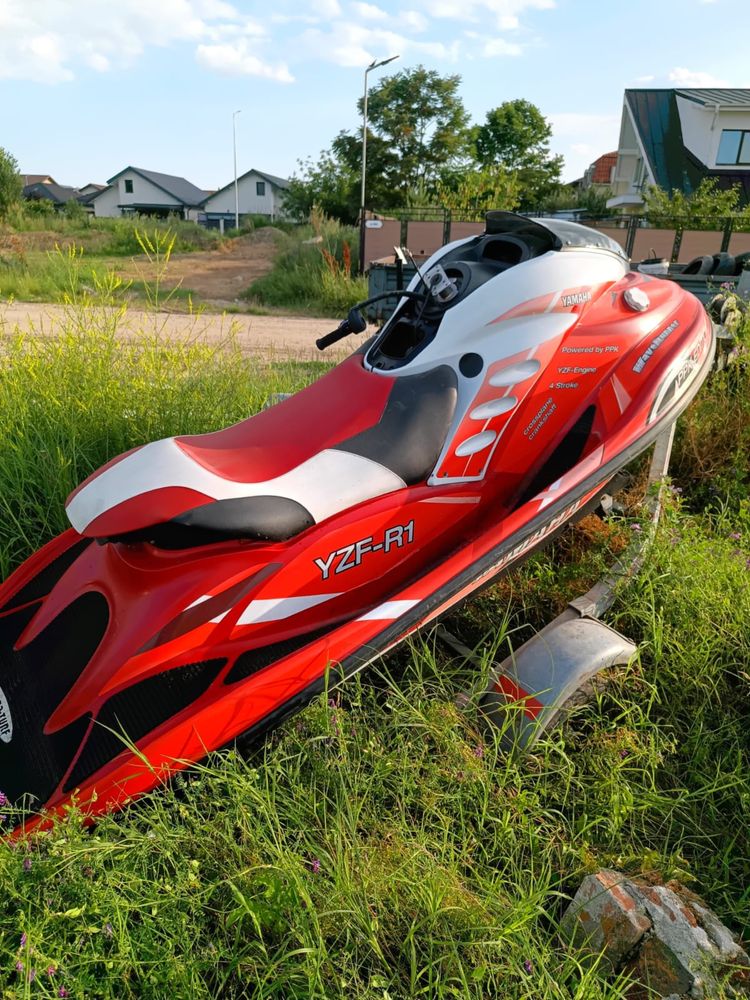 Skyjet Yamaha waverunner