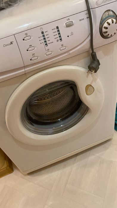 Продам стиральную машинку