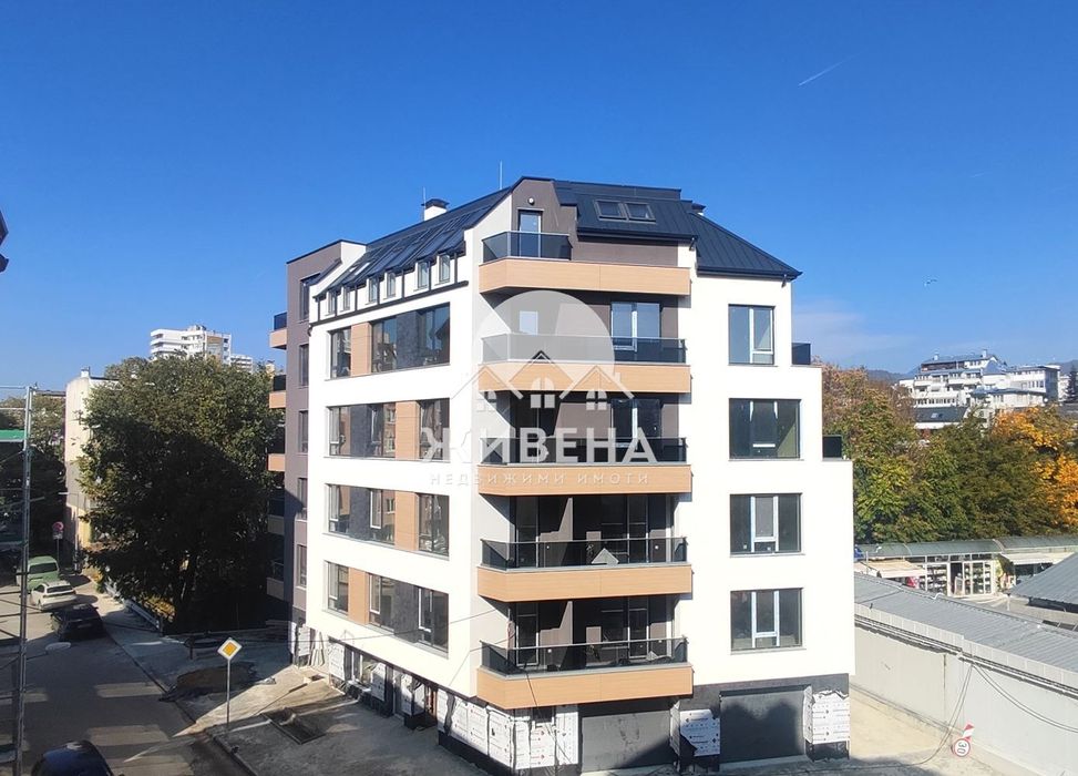 4-стаен апартамент, до ключ, Базар Левски, площ 97 кв.м
