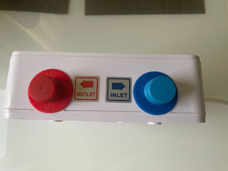 Incalzitor electric instant apa cu afisaj LED temperatura