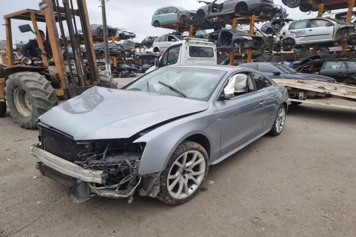 fuzeta bascula etrier calaret Planetara stanga dreapta alternator electromotor compresor ac Audi A5 Motor 2.0TDI 170 CP CAHA  A4 B8 Dezmembrez Dezmembrari Piese Q7 bug 3.0 touareg bks fata spate