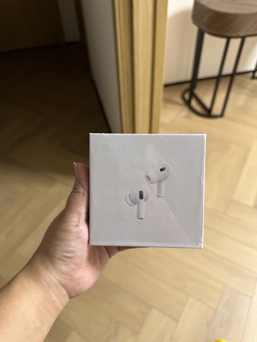 Наушники Airpods pro