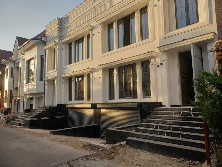 Саломатина 2.5 сотки 6 комнат 3 уровня