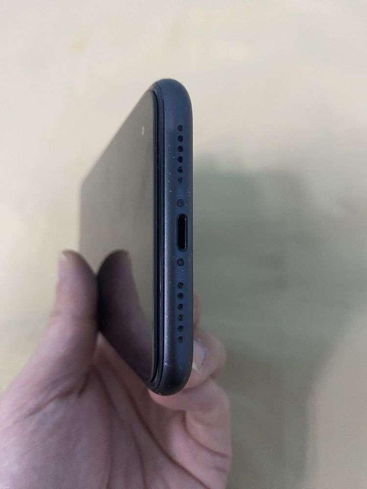 Iphone 11 Negru 64GB