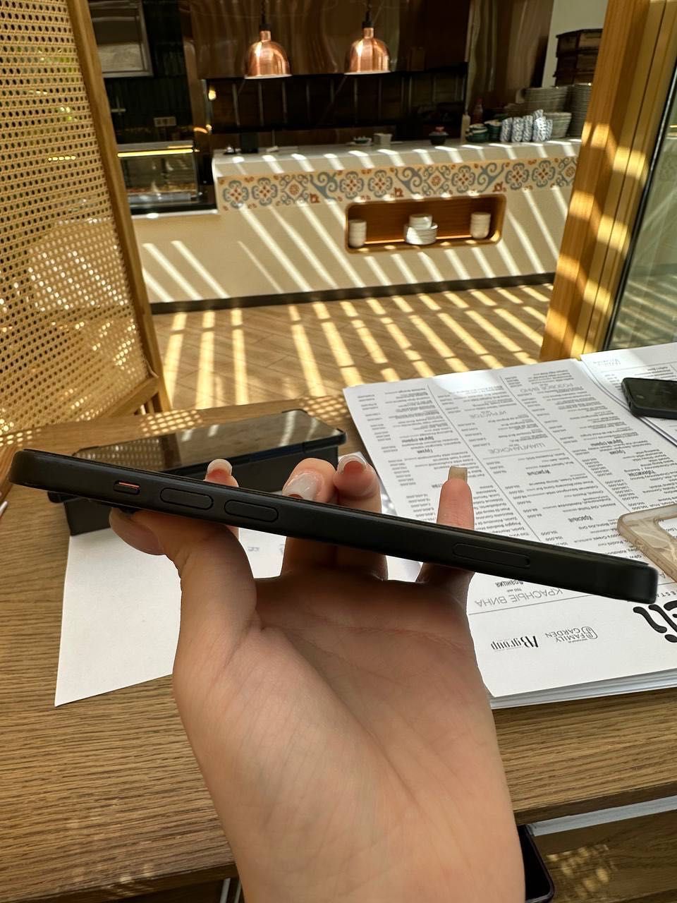 Продаю Iphone 15, Black