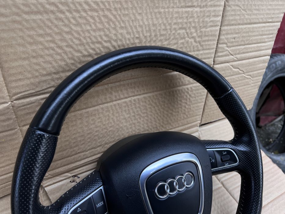 Audi A3 8p S-Line Перфектен Мулти Волан.