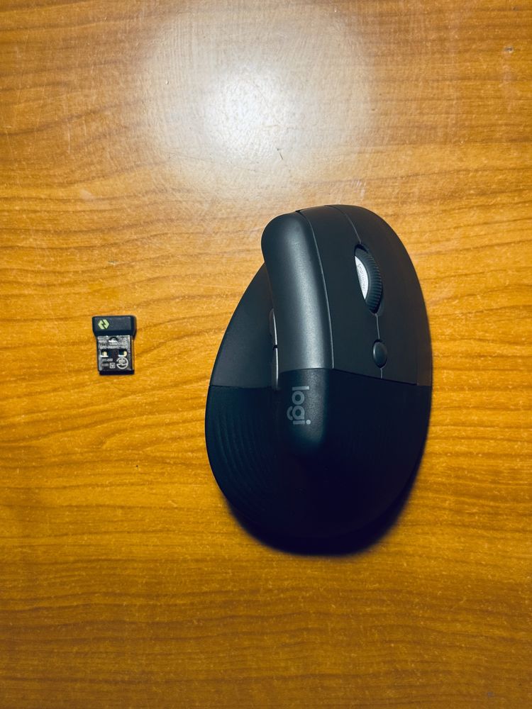 Mouse Logitech Lift Vertical Ergonomic