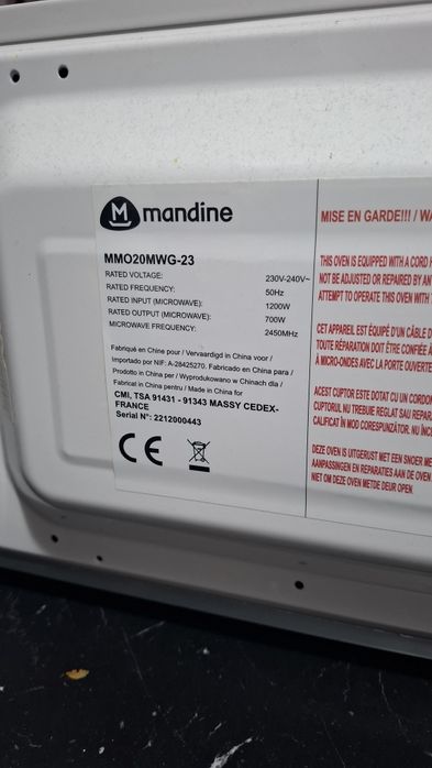 Cuptor microunde Mandine