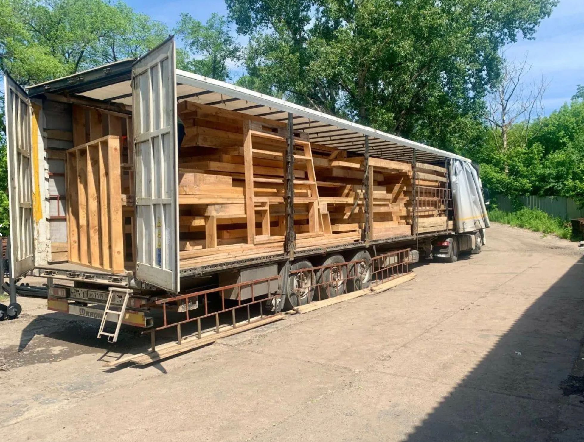 Домокомплекты для каркасных домов. Завод Mitek.