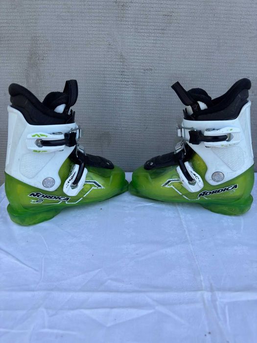 Clapari ski schi Nordica T2 marime Eur:29 Mondo:19.5