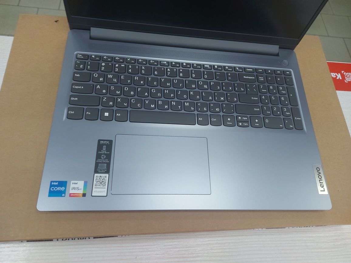 Новый Lenovo Slim 3 (Core i5-1335u, 16 Gb DDR5, 512 Gb SSD)