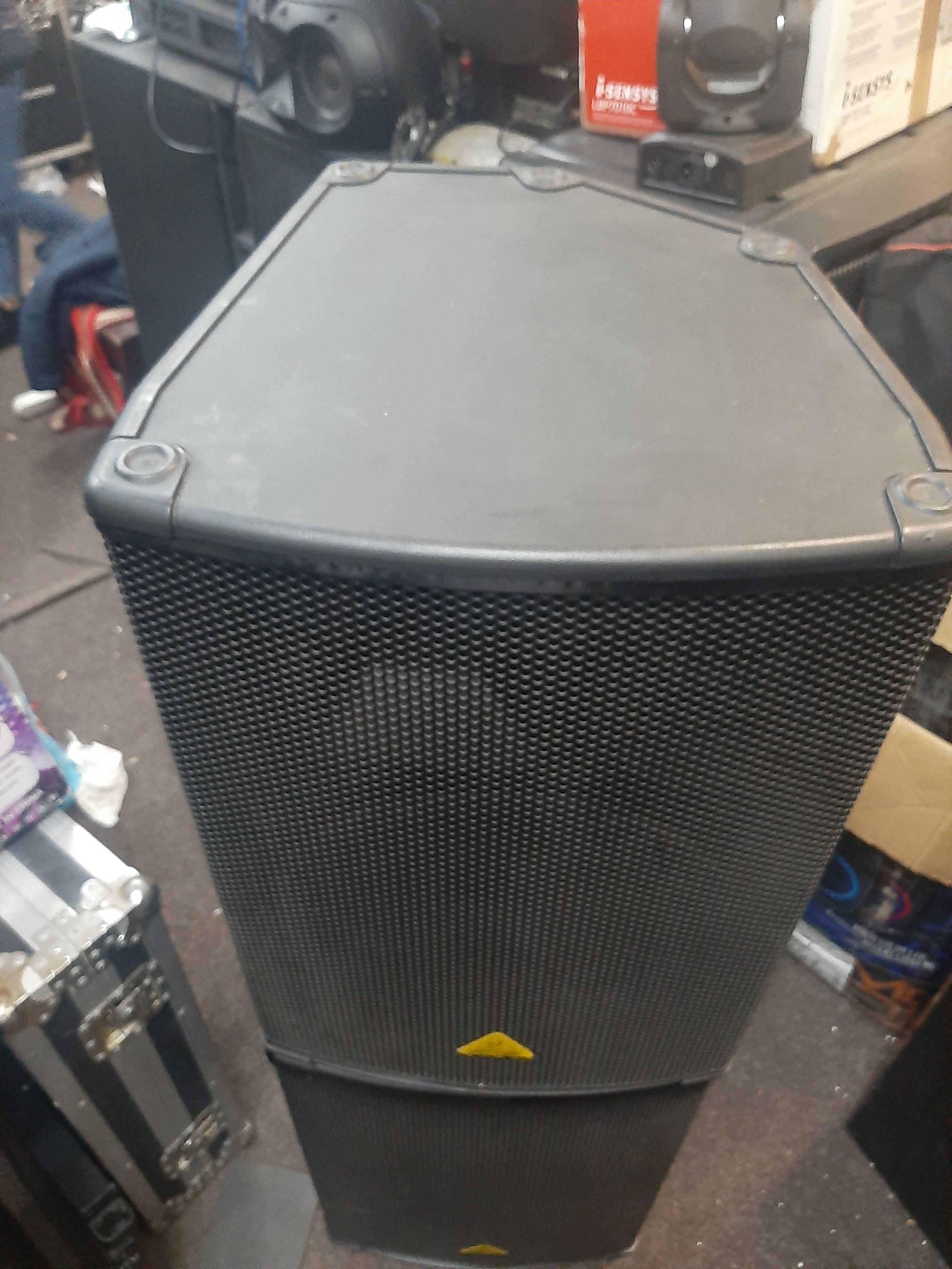 Bove Behringer B1520 Pro
