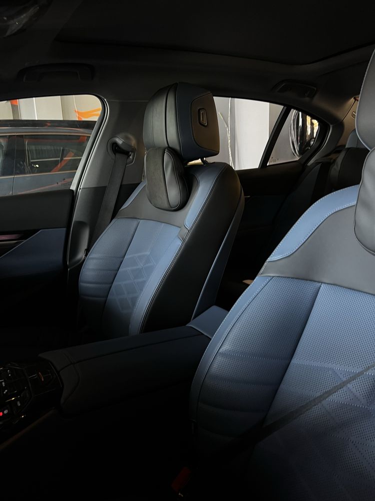 BMW i5 35 L srochniy sotiladi