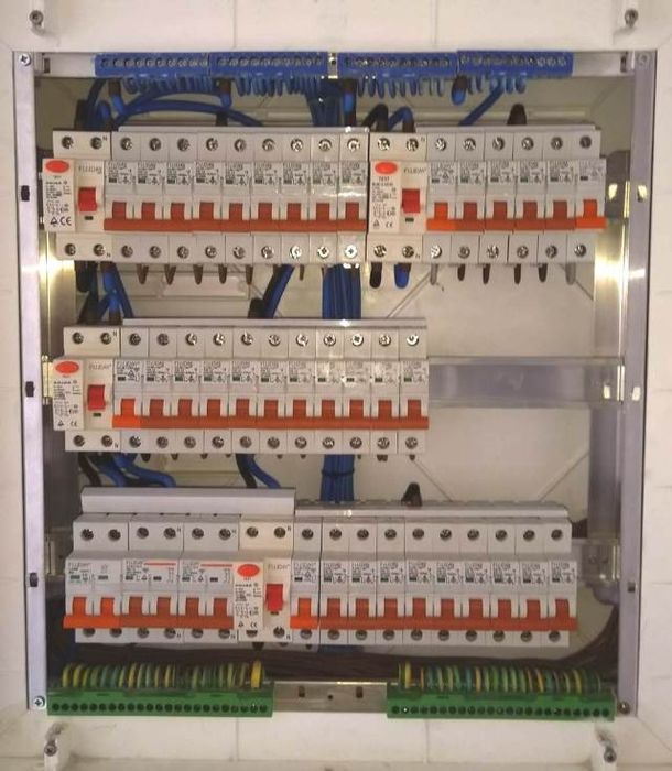Электрик в Ташкенте. Быстро, качественно, с гарантией.Опыт работы боле