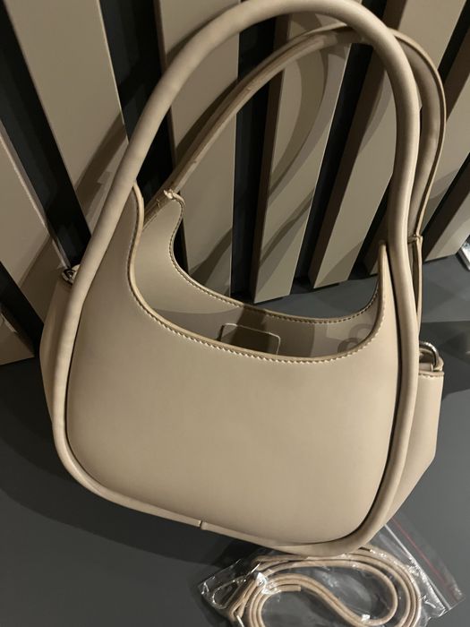 Екрю дамска чанта елегантна