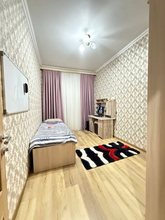 Продаеться Квартира срочно яккасарай район ЖК Парисен