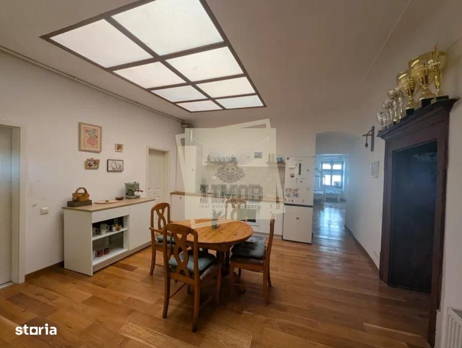 Apartament de lux 3 camere Centru