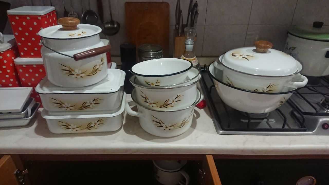 Набор посуды эмалированной