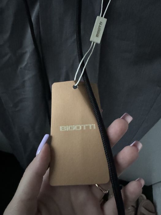Pantaloni Bigotti noi cu eticheta, marimea 44