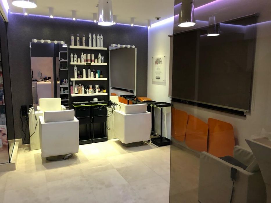 Vand mobilier salon infrumusetare