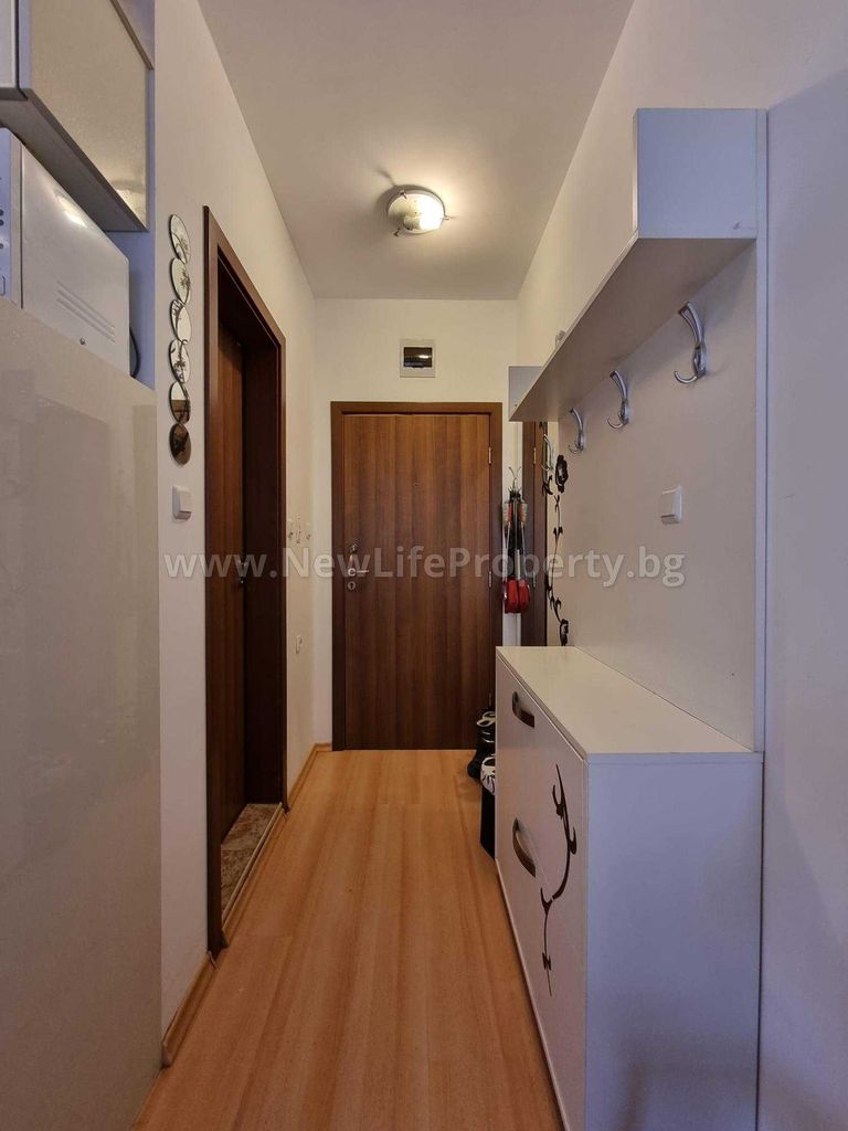 Продава се Двустаен апартамент в к.к. Слънчев бряг - 42 кв.м за 1096 €/кв.м - Снимка #1