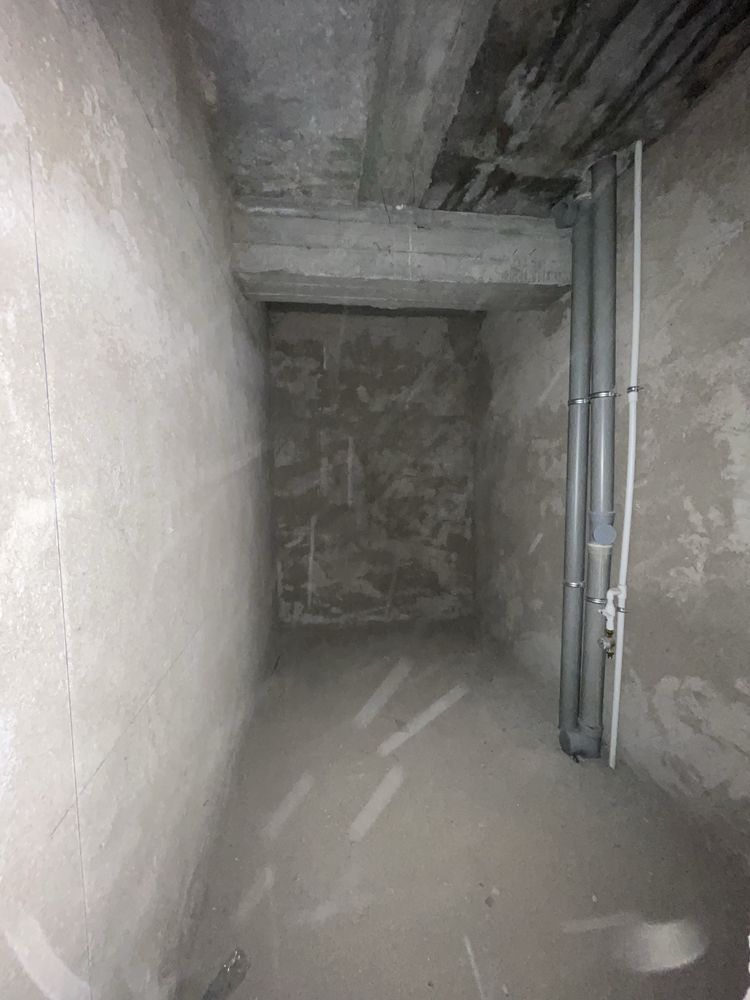 Продаётся коробка в новостройке