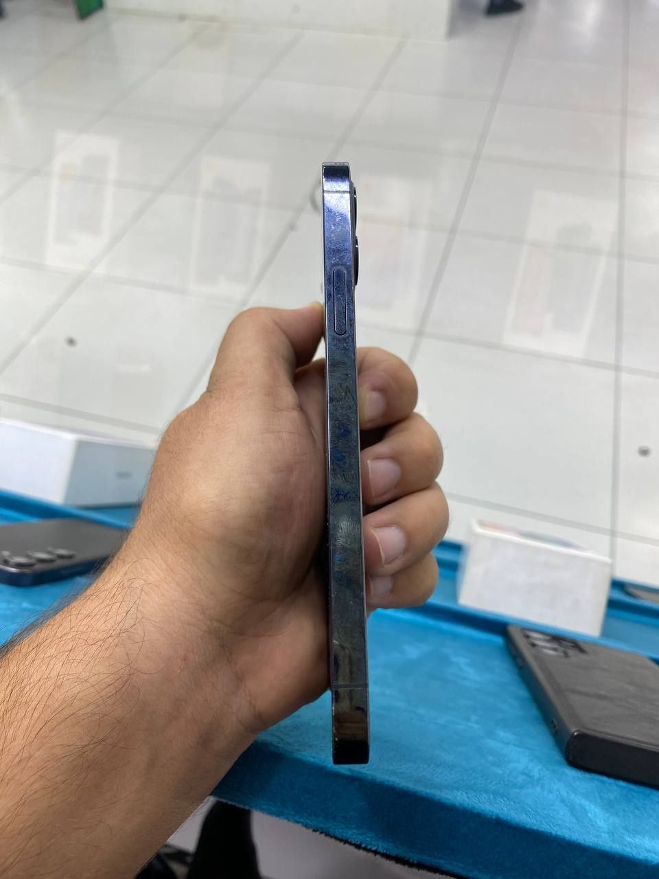 IPhone 12 pro xotirasi 128Gb battery 89% xolati yaxshi  Sotildi