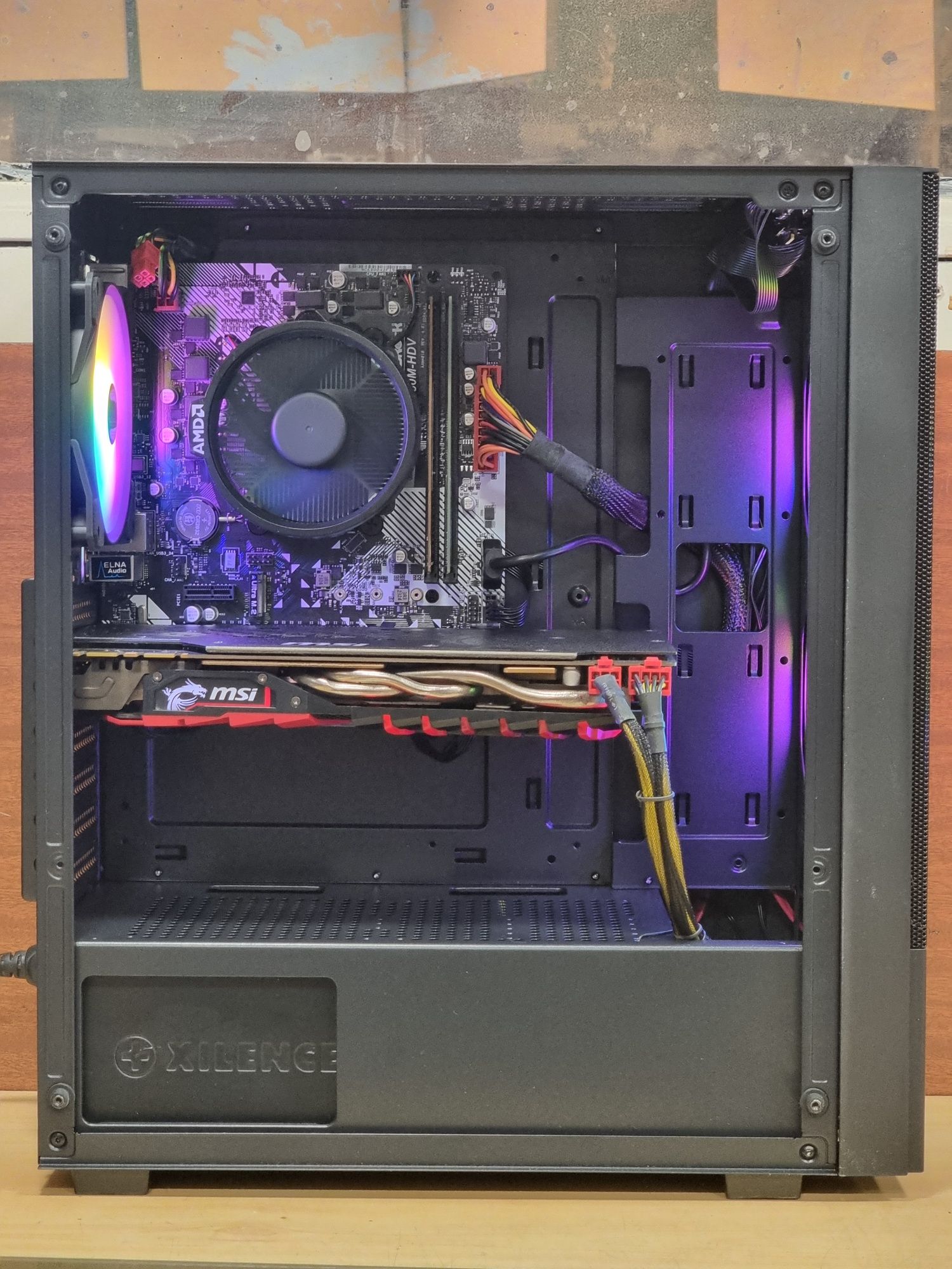 Геймърски компютър/Ryzen 7 2700x/16GB RAM/SSD-512GB/GTX 1080 8GB