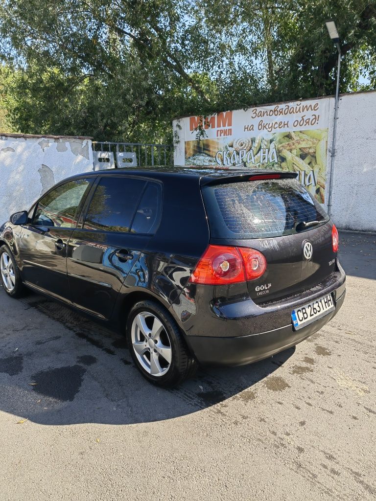 VW Golf 1.6 FSI 115 к.с.