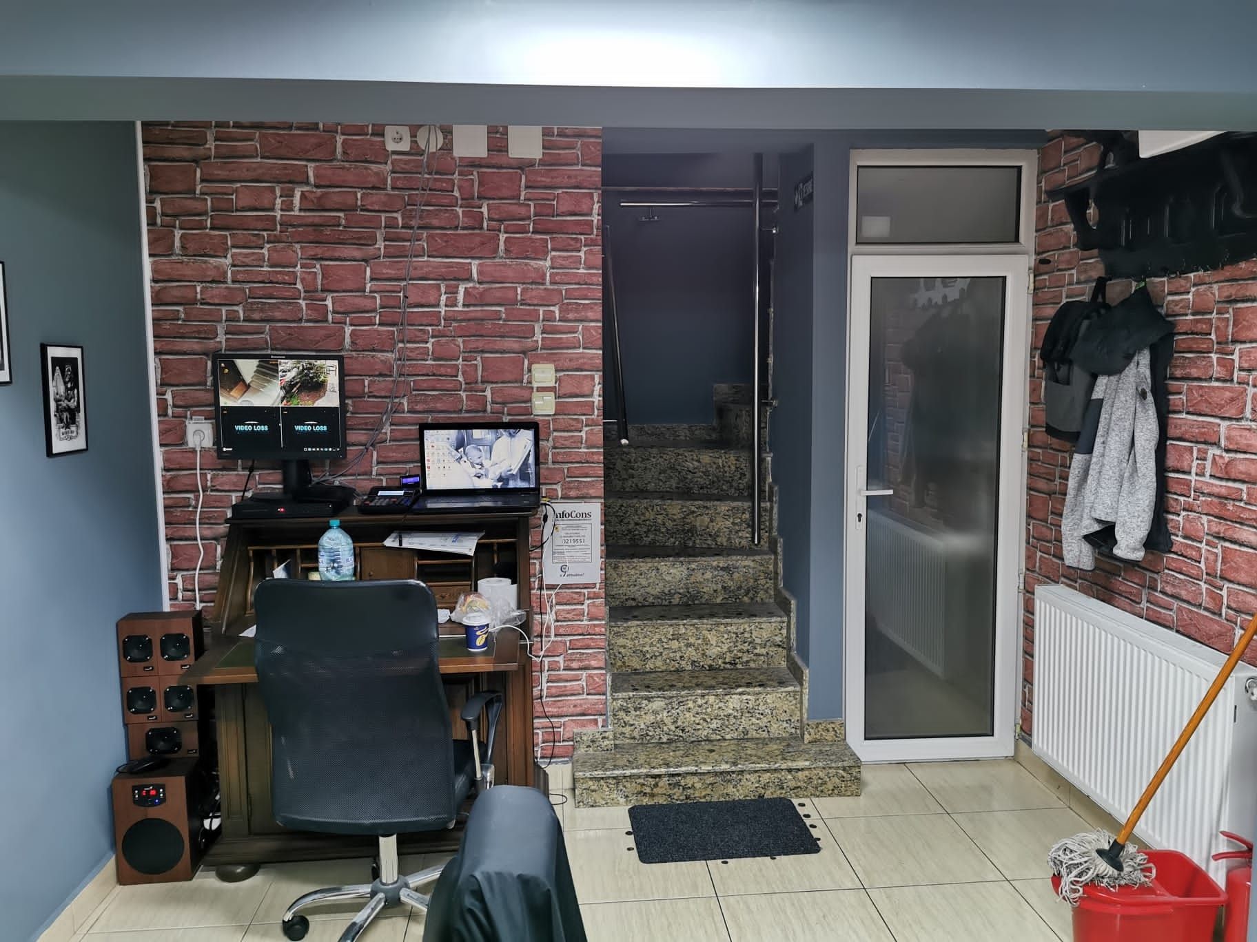 Spatiu Bucur Obor,, 18 mp, situat în vila,barber Shop,salon masaj;