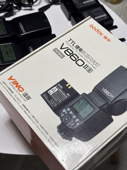 Blit Godox v860 II S