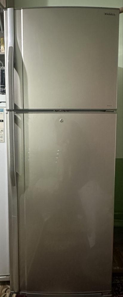 Холодильник TOSHIBA