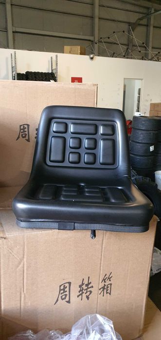 scaun impermeabil nou pentru stivuitor sau Bobcat FE21 6XYT